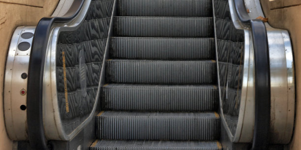 自动扶梯一步交通图片下载