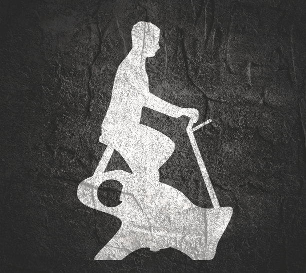 男子骑健身车图片下载