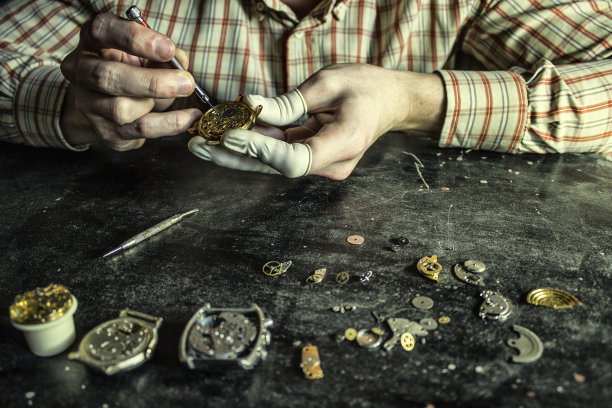 机械表的修理过程图片下载