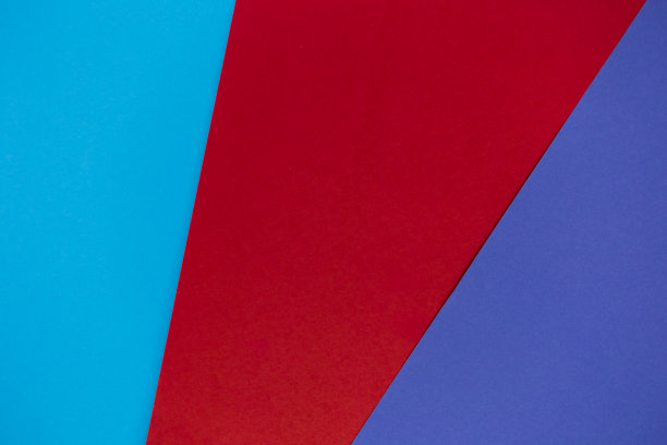 多色背景纸板。蓝色，红色，紫色，柔和的颜色图片下载