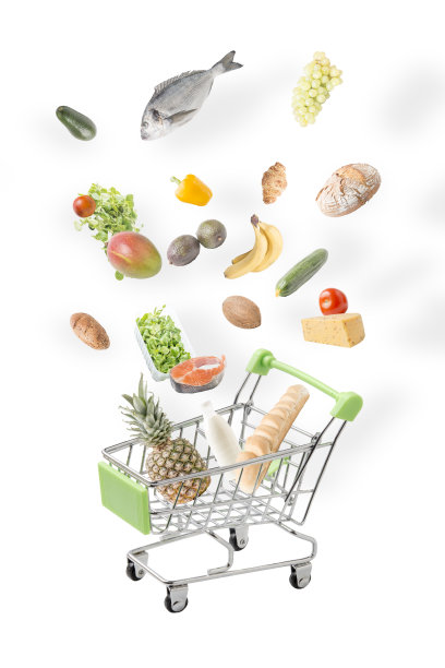 白色背景的蔬菜篮子。图片下载