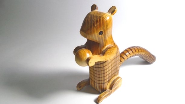 德拉阿迪拉图片下载