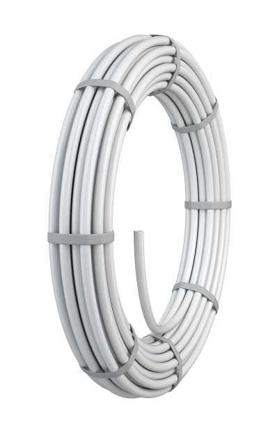 管道水。包装卷成一个环的形式，用尼龙带捆绑。图片下载