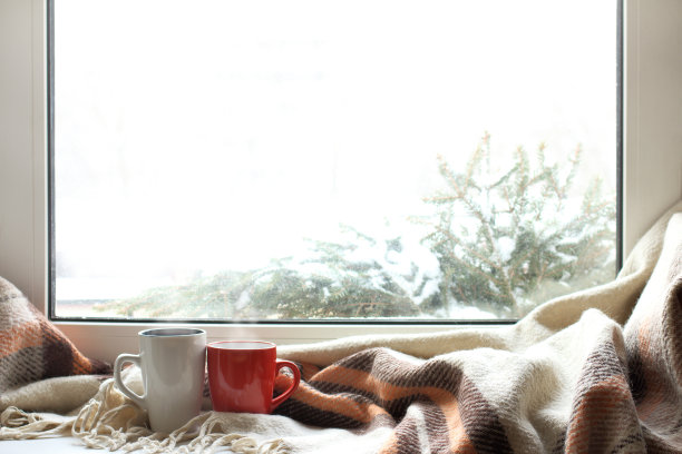 在一个舒适的地方热饮料图片下载