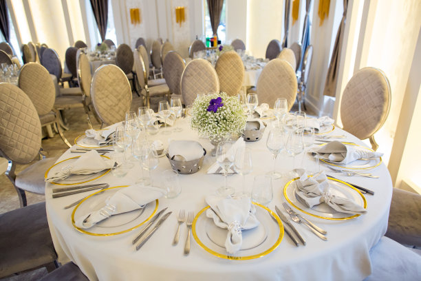 美丽的餐厅内部图片下载