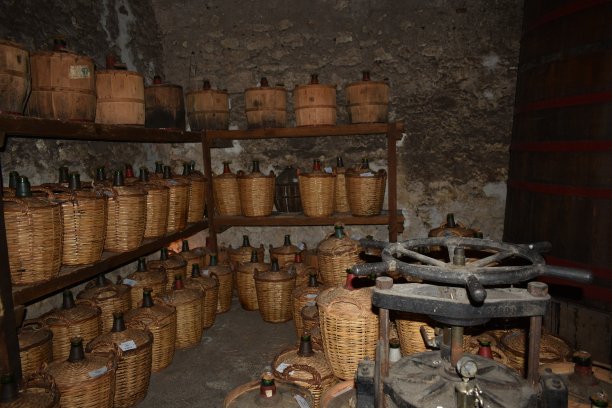 洞穴d 'armagnac图片下载