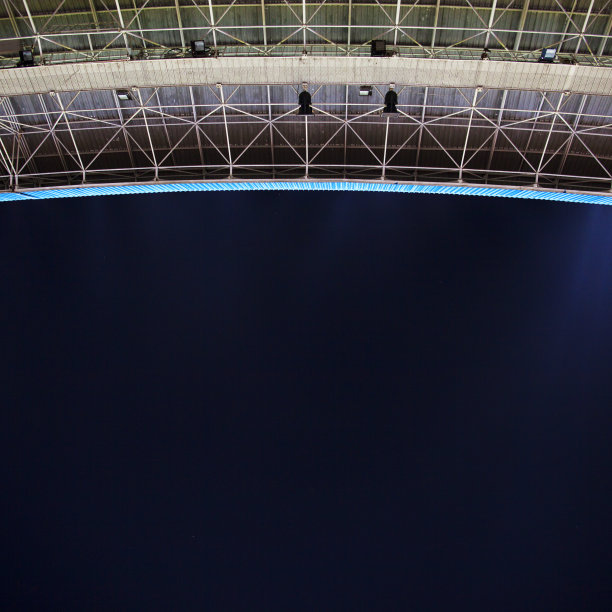 中国体育场的屋顶图片下载