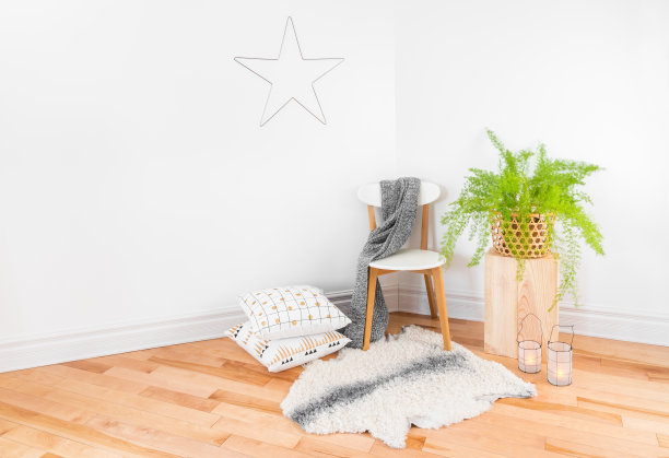 美丽舒适的家庭装饰与天然材料图片下载