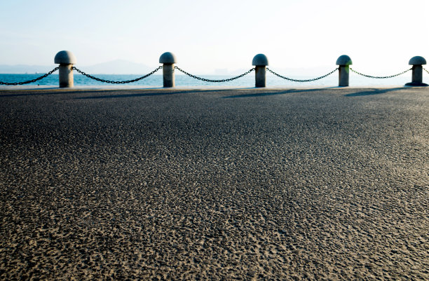 海边有栏杆的人行道图片下载
