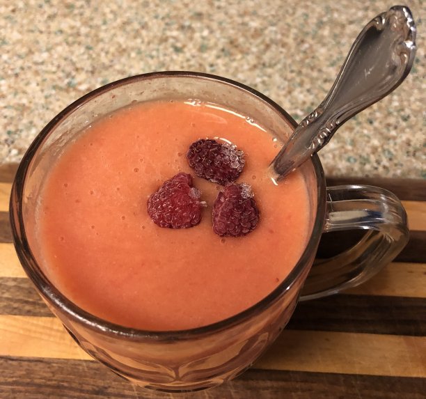 热带冰沙配树莓图片下载