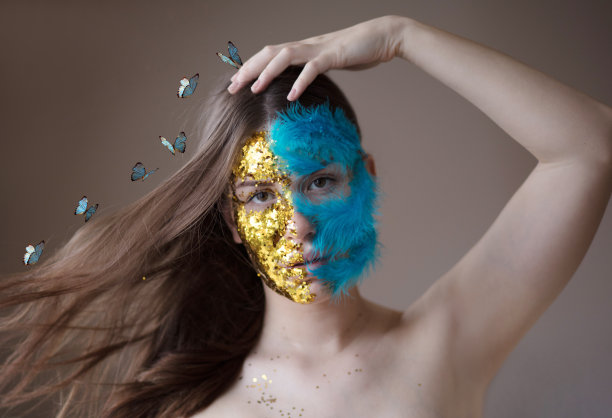 神奇的头发和美丽的脸蛋。图片下载