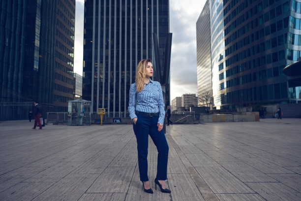 酷女CEO，商业理念图片下载