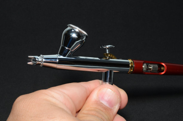 喷枪提示细节。喷枪的针尖。技术细节的近似视图。图片下载