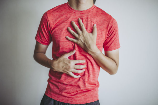 胸痛及男性图片下载