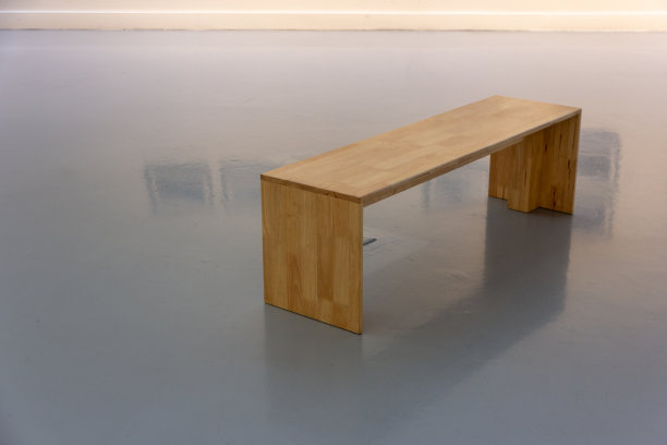 坐的长凳图片下载