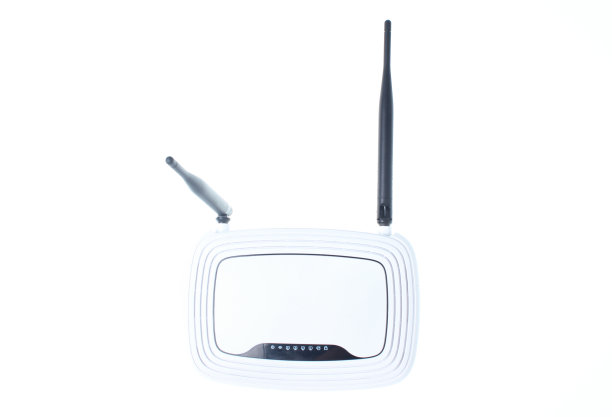 天线Wi-Fi路由器隔离在白色背景图片下载