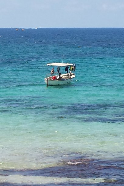 科西嘉岛的渔船图片下载