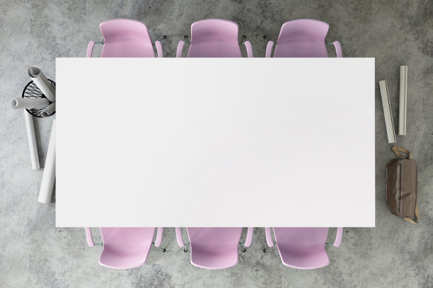 俯视图，一个干净的空白桌面与椅子周围图片下载