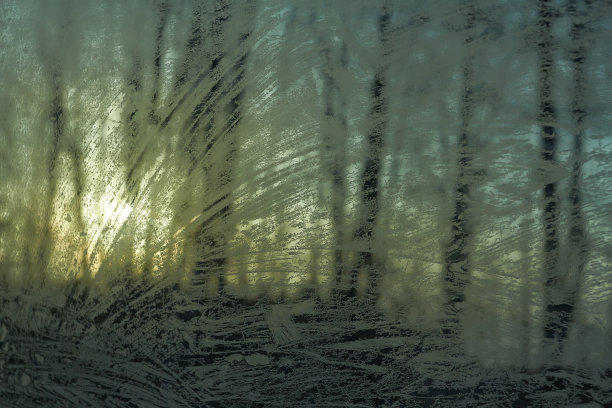 玻璃上的霜纹图片下载