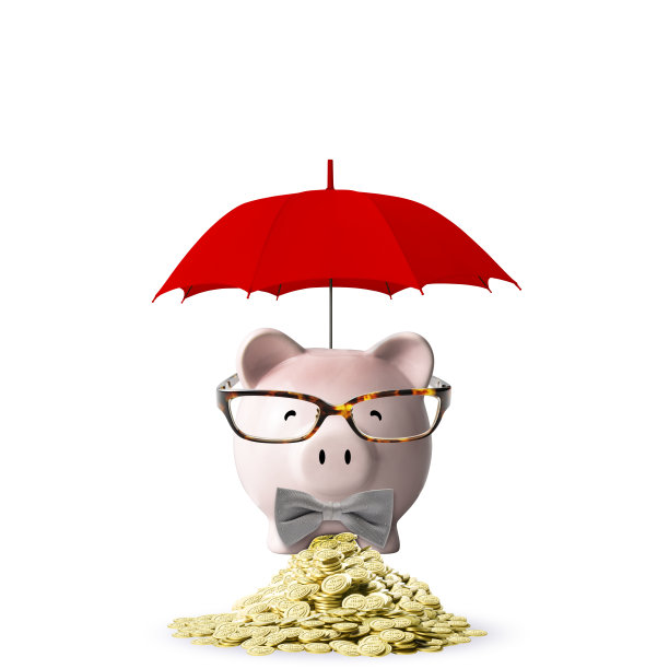 把金币和储蓄罐堆放在伞下图片下载