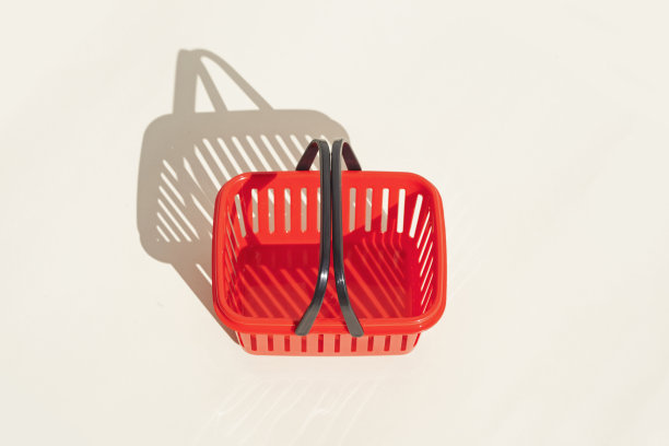 红色的购物篮图片下载