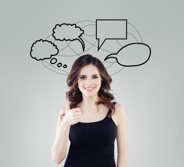 快乐的年轻女子与空手画气泡云显示拇指向上在白色的背景图片下载