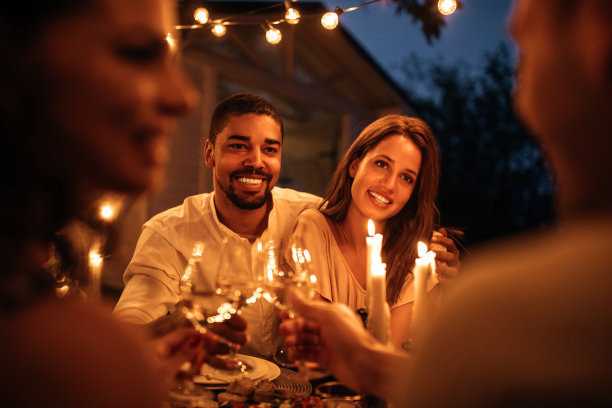 敬更多我们在一起的美妙时刻图片下载