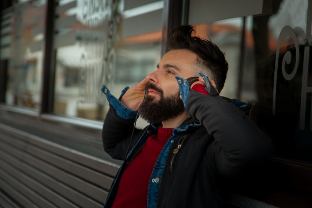 享受音乐图片下载