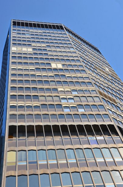 现代建筑仰天俯视图片下载