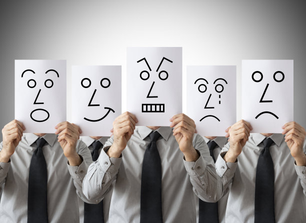 愤怒的商人领导着他的团队图片下载