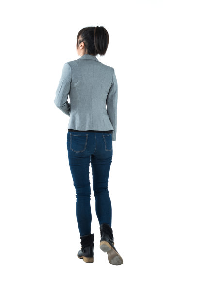 后视图的女商人行走图片下载