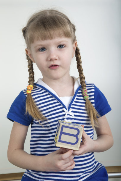 孩子的教育图片下载