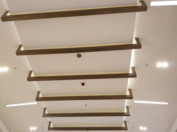 现代建筑室内吊顶及照明设备图片下载