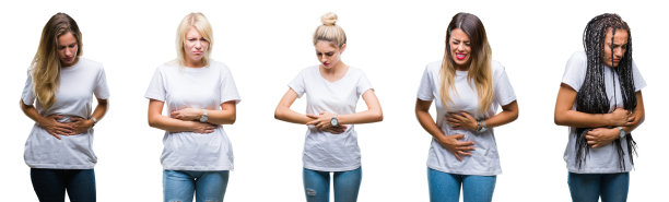 拼贴的一组美丽的女人穿着休闲的白色t恤在孤立的背景与手对胃，因为恶心，痛苦的疾病感觉不适。疼痛的概念。图片下载
