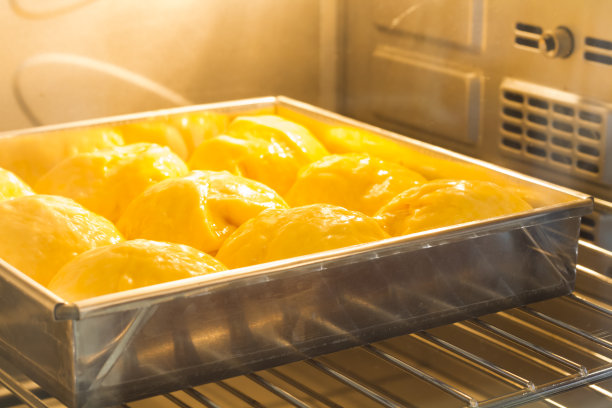 烤一条面包图片下载