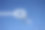 泡沫吹在湛蓝的天空图片下载