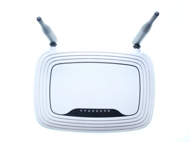双天线Wi - fi路由器隔离在白色背景图片下载