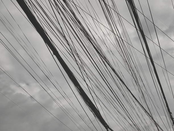 电线和多云的天空，背景，色调图片下载