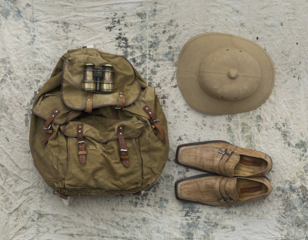 复古徒步旅行帆布背包图片下载