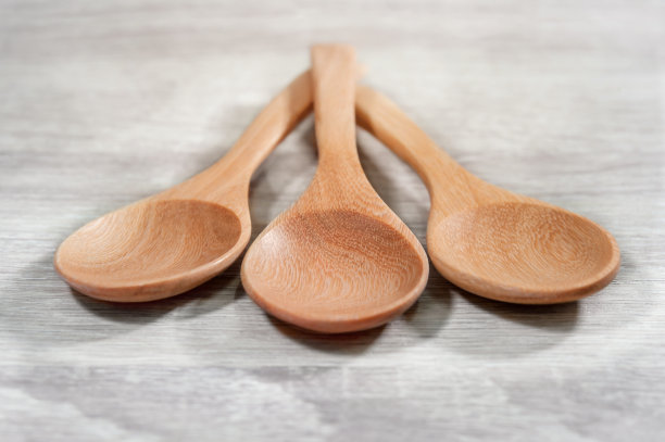 木制的堆叠叉图片下载