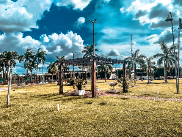 巴西MT州马托格罗索州的移民广场-卢卡斯图片下载