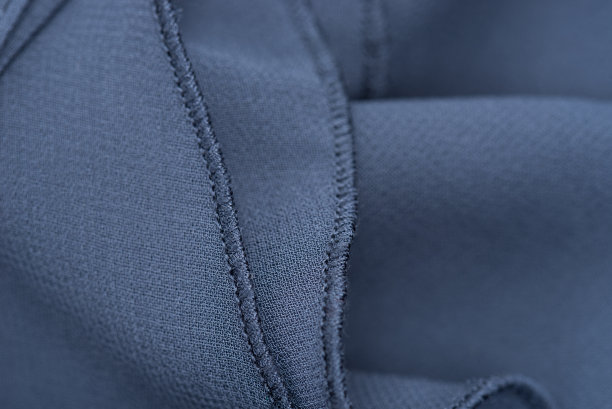 蓝色裙边的细节图片下载