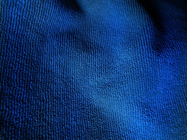 蓝色的织物。素材图片