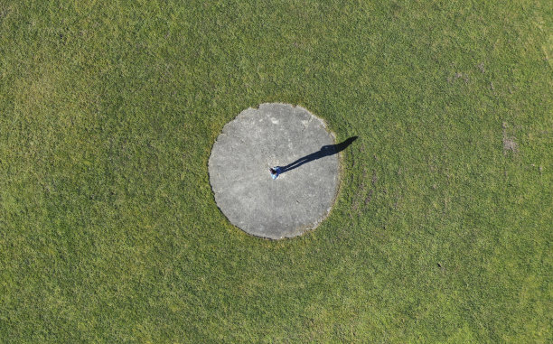 无人机驾驶员从上面图片下载