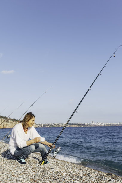 妈妈钓鱼图片下载