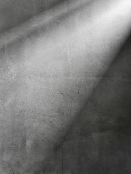 阳光洒在墙壁、水泥墙和地板上，空荡的房间图片下载