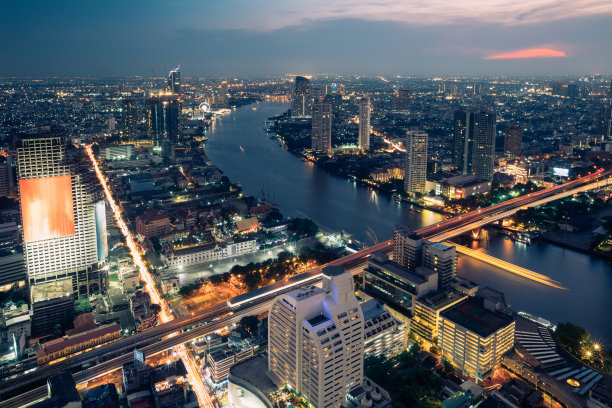 夜景拍摄的天际线曼谷，泰国图片下载