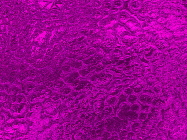 紫粉色闪光箔抽象蛇鳄鱼皮背景图片下载