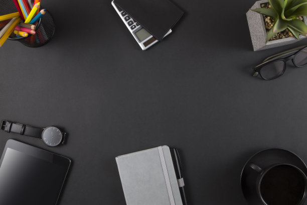 办公桌上的背景图片下载