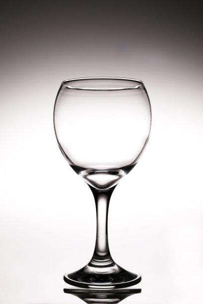 酒杯图片下载